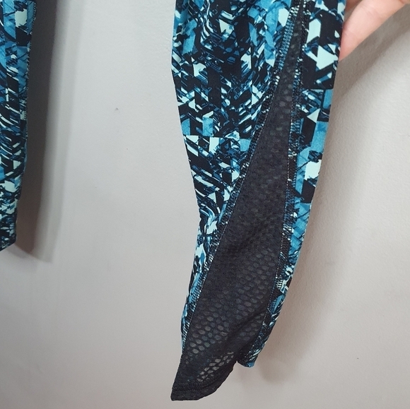 MANDUKA Athletic Leggings Cropped Black/Blue Women's Size S - Picture 4 of 9